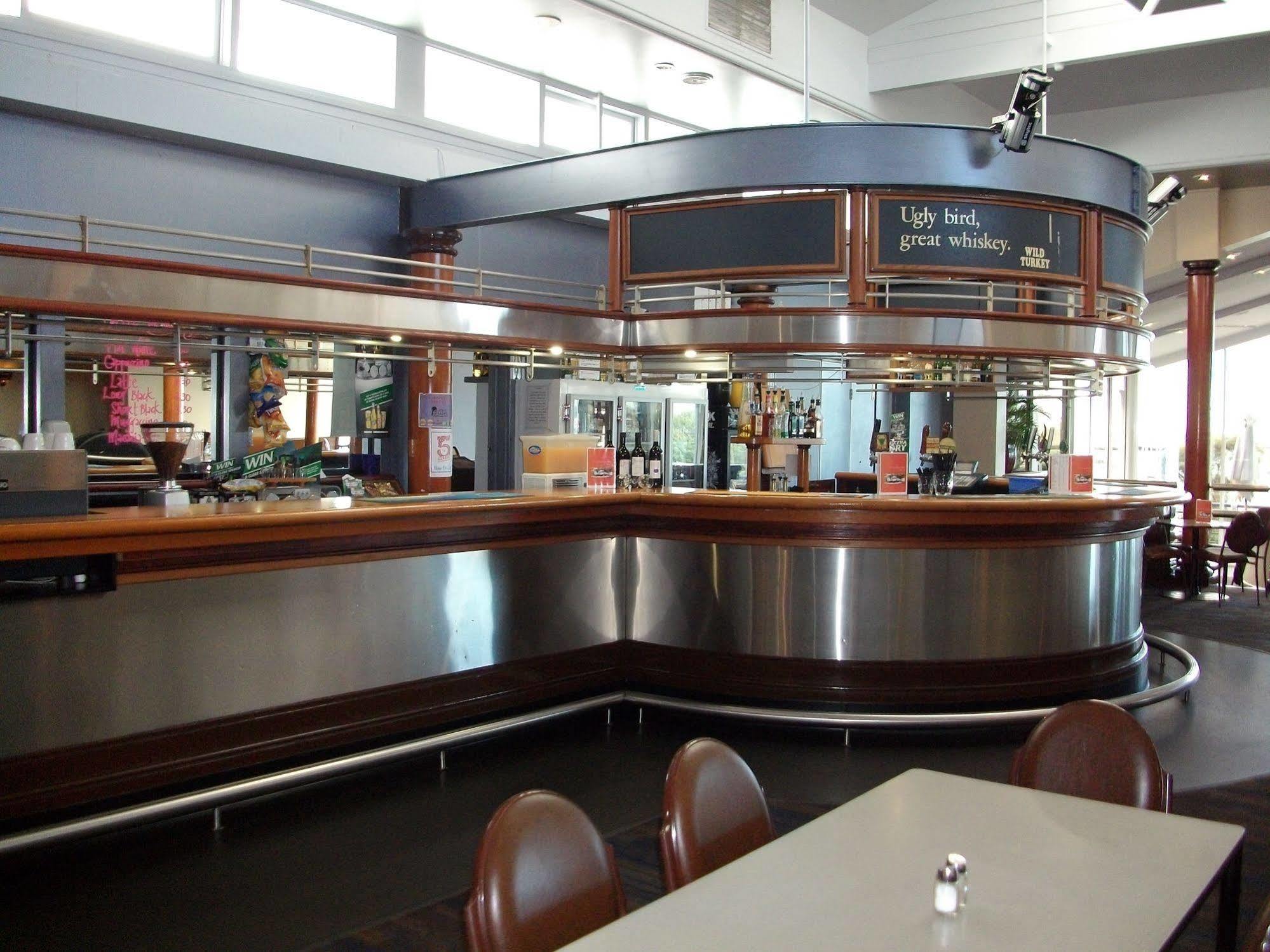 Richmond Henty Hotel Портленд Экстерьер фото