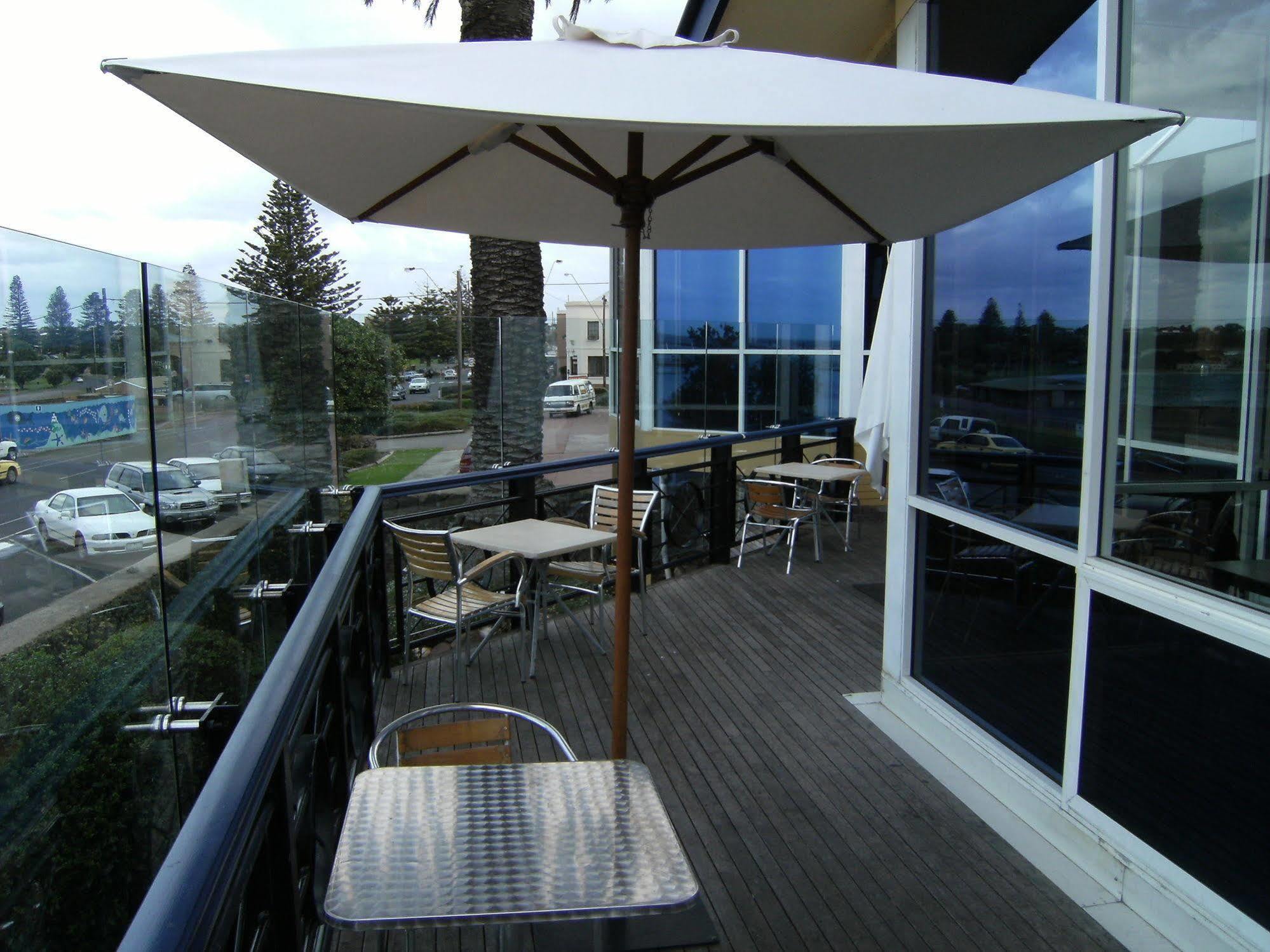 Richmond Henty Hotel Портленд Экстерьер фото